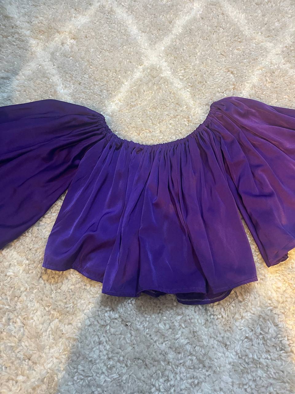 Crop top de couleur violet