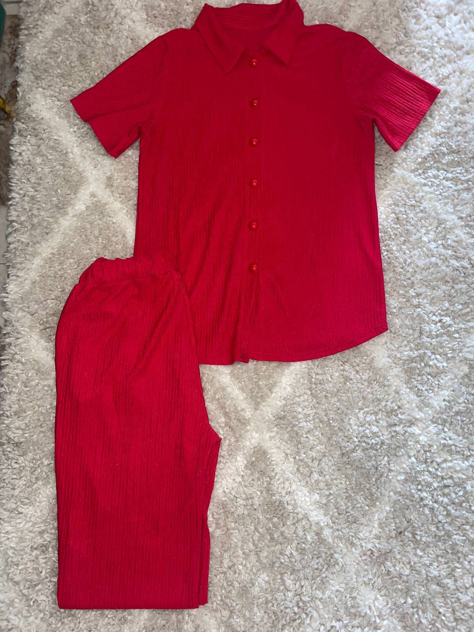 Ensemble rouge très classe