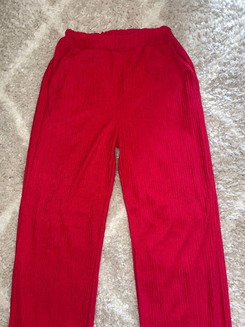 Ensemble rouge très classe